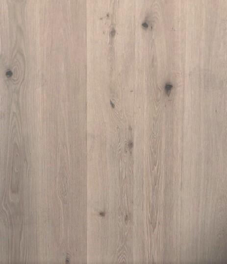 FloorMaster Herrgårdsplanka - Ek vit matt lack 220 mm.