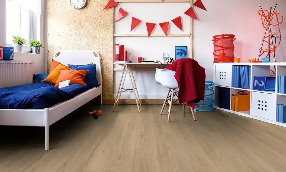 Heritage 0046, Ljus ek laminatgolv