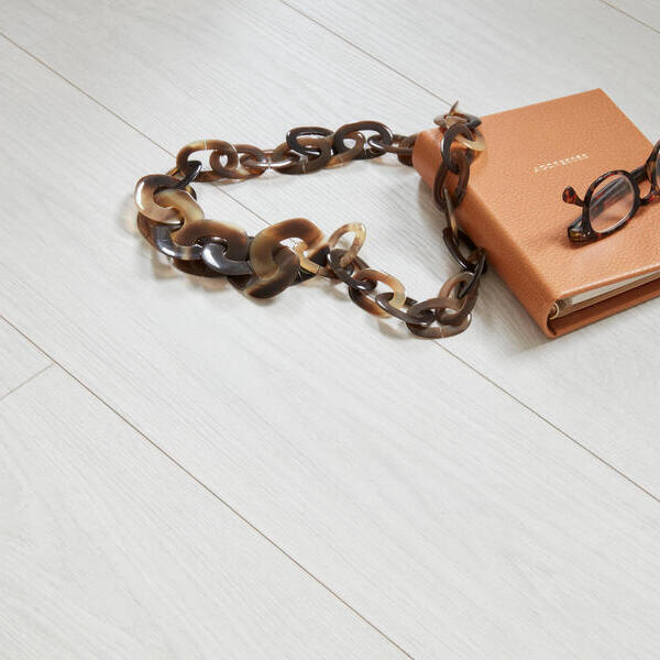 BerryAlloc Ocean+ 8 V4 - Charme White