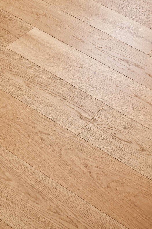 Trägolv - Ek Herregårdplanka 260 mm. Borstad natur mattlack