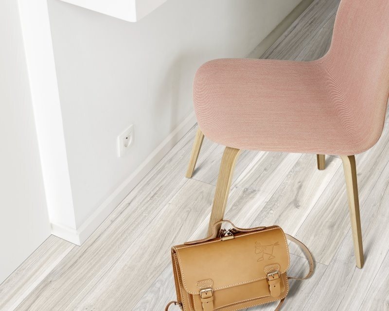 Vinylgolv - Supreme Pristine Oak - REST 150X400 CM.