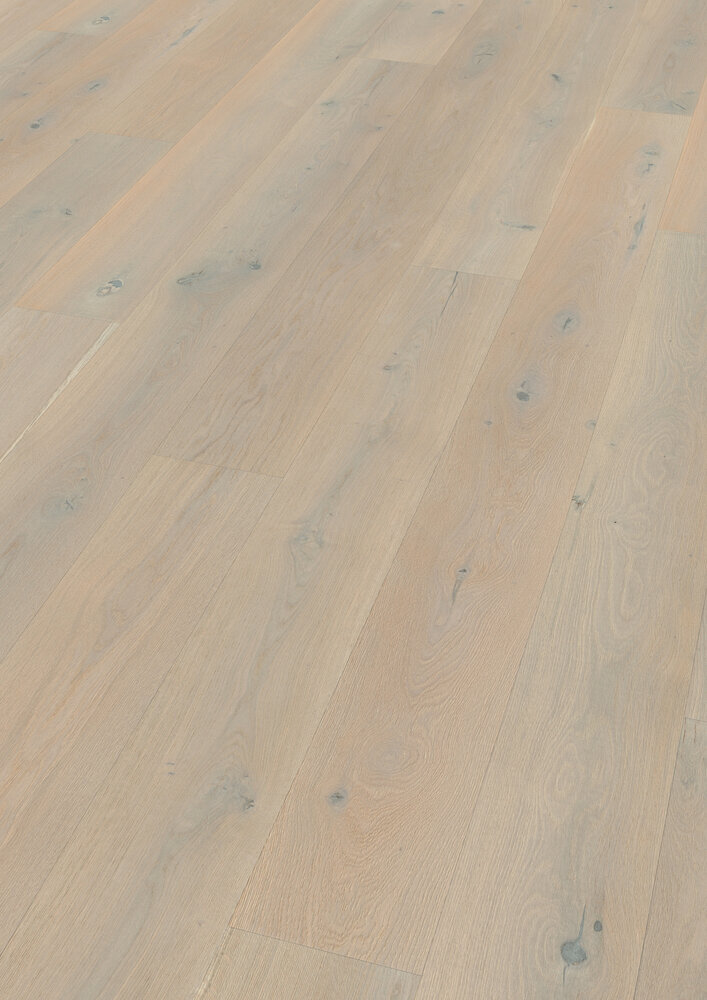 Estate Collection, Ek Bosa, Sillben