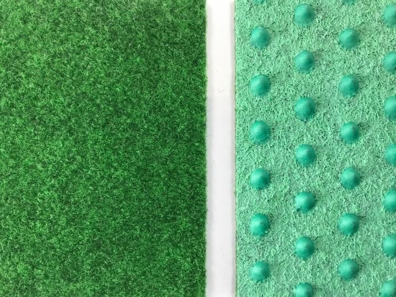 Cricket grön nålfilt med noppor (Gräs) - REST 115X400 CM